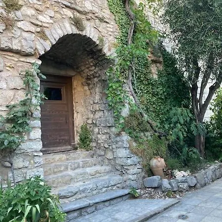 Apartment : En Pierres *